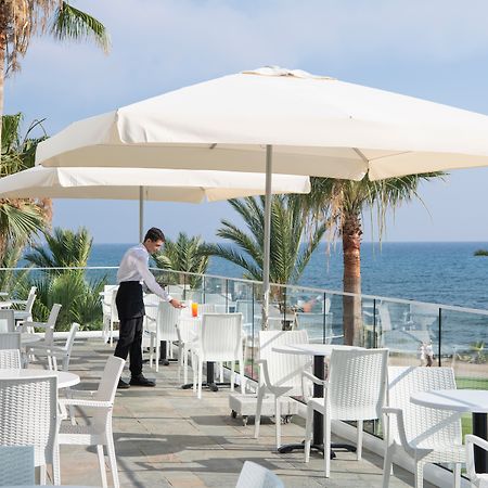 Akti Beach Hotel & Village Resort Klorakas Екстериор снимка