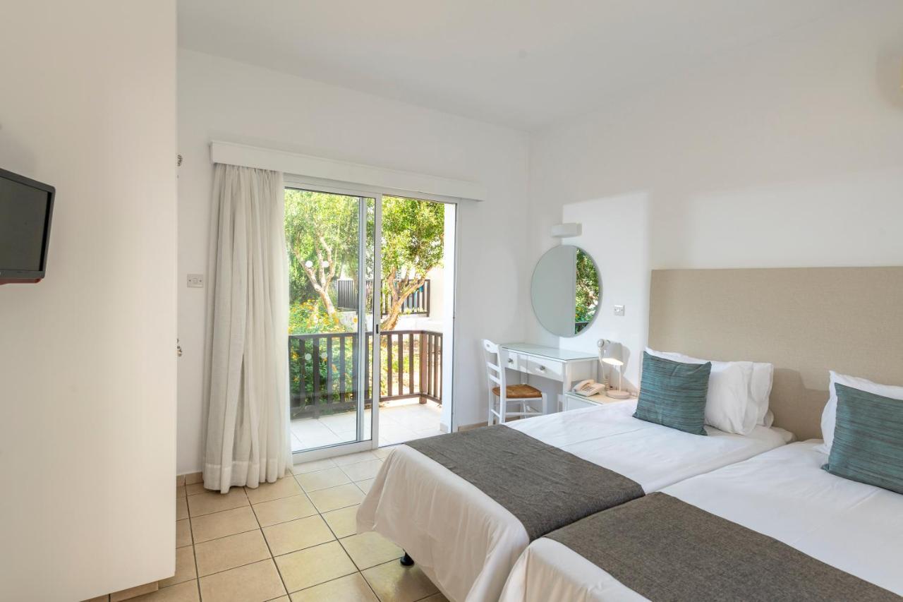 Akti Beach Hotel & Village Resort Klorakas Екстериор снимка