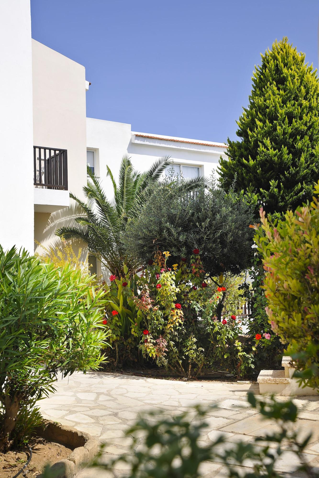 Akti Beach Hotel & Village Resort Klorakas Екстериор снимка