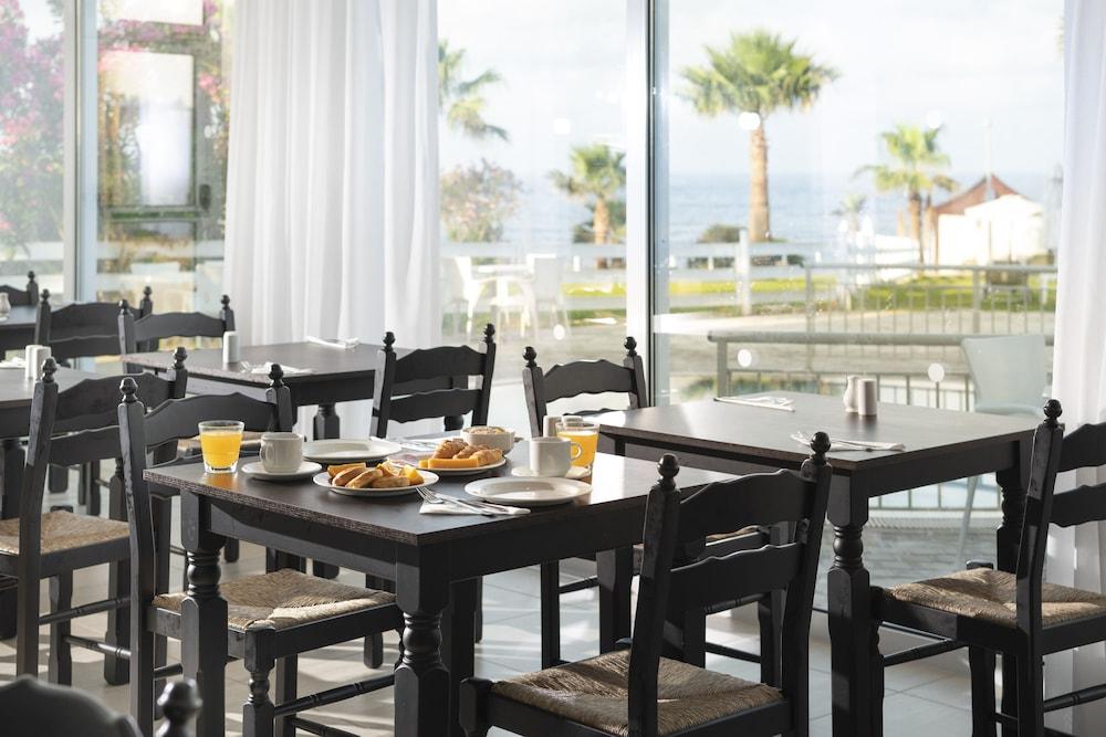 Akti Beach Hotel & Village Resort Klorakas Екстериор снимка