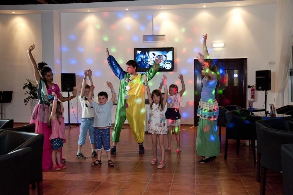 Akti Beach Hotel & Village Resort Klorakas Екстериор снимка