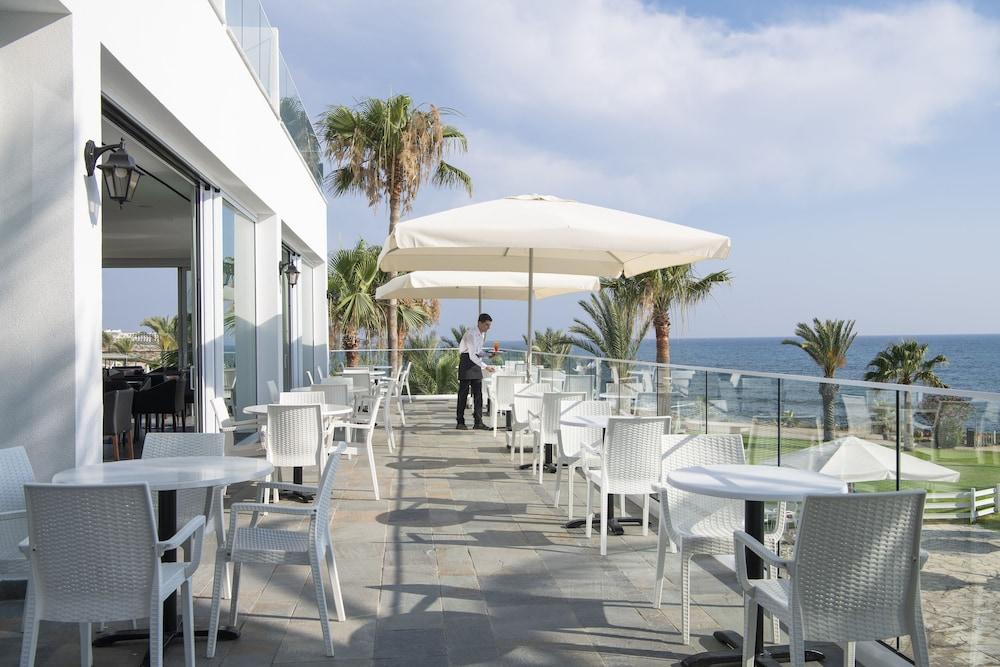 Akti Beach Hotel & Village Resort Klorakas Екстериор снимка