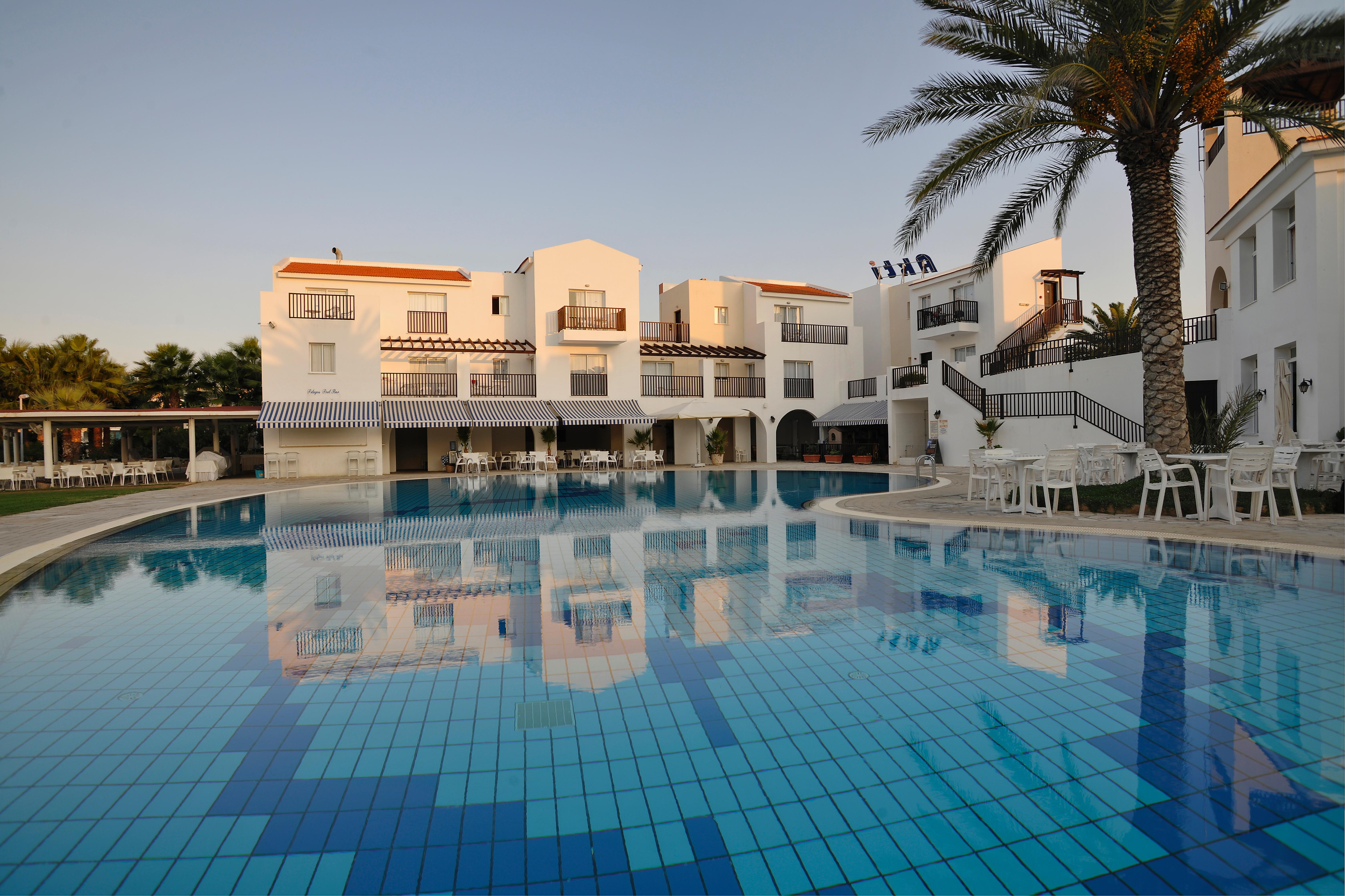Akti Beach Hotel & Village Resort Klorakas Екстериор снимка