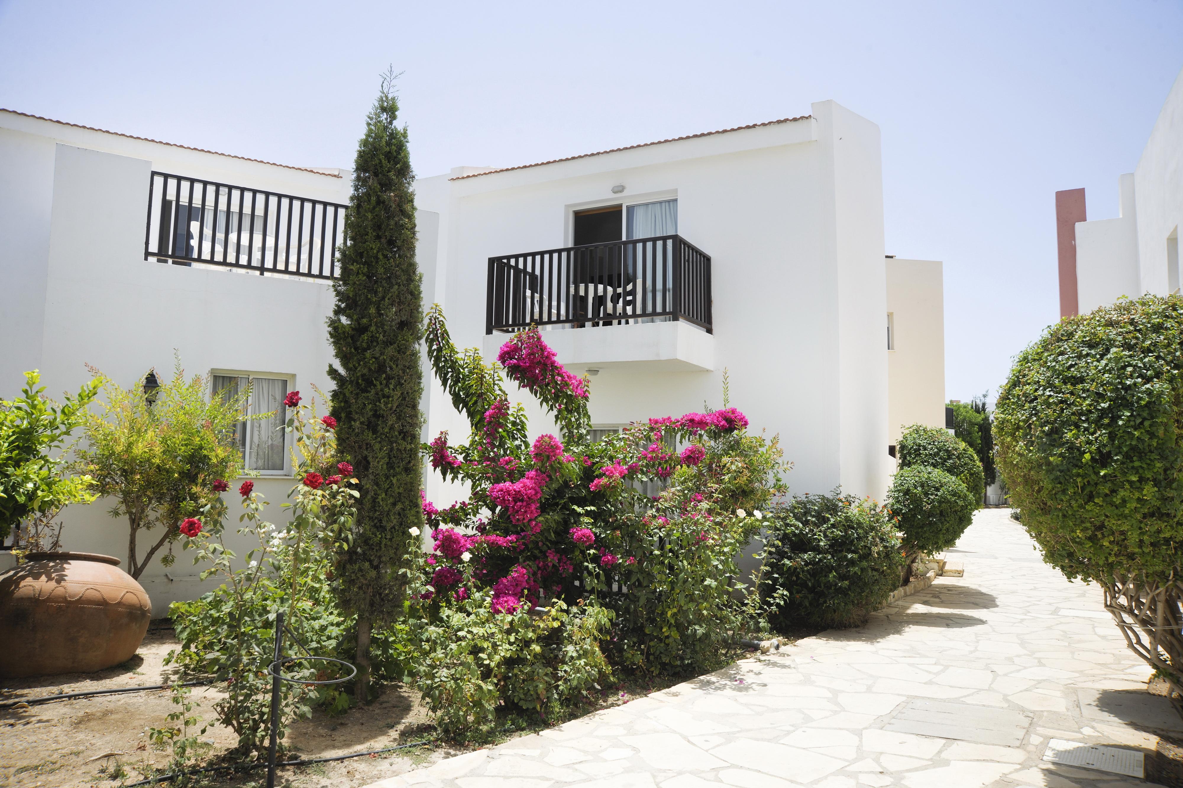 Akti Beach Hotel & Village Resort Klorakas Екстериор снимка