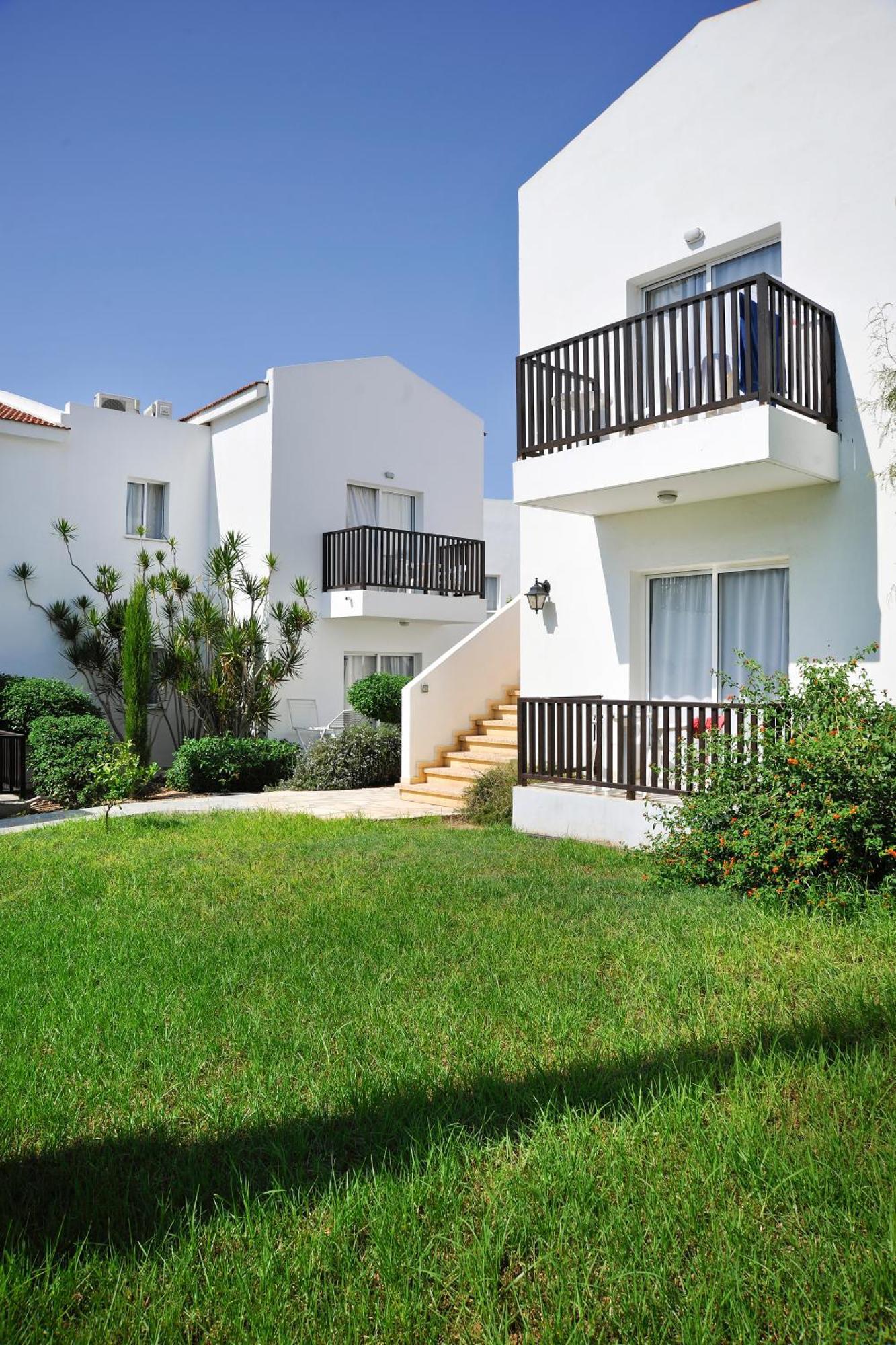 Akti Beach Hotel & Village Resort Klorakas Екстериор снимка