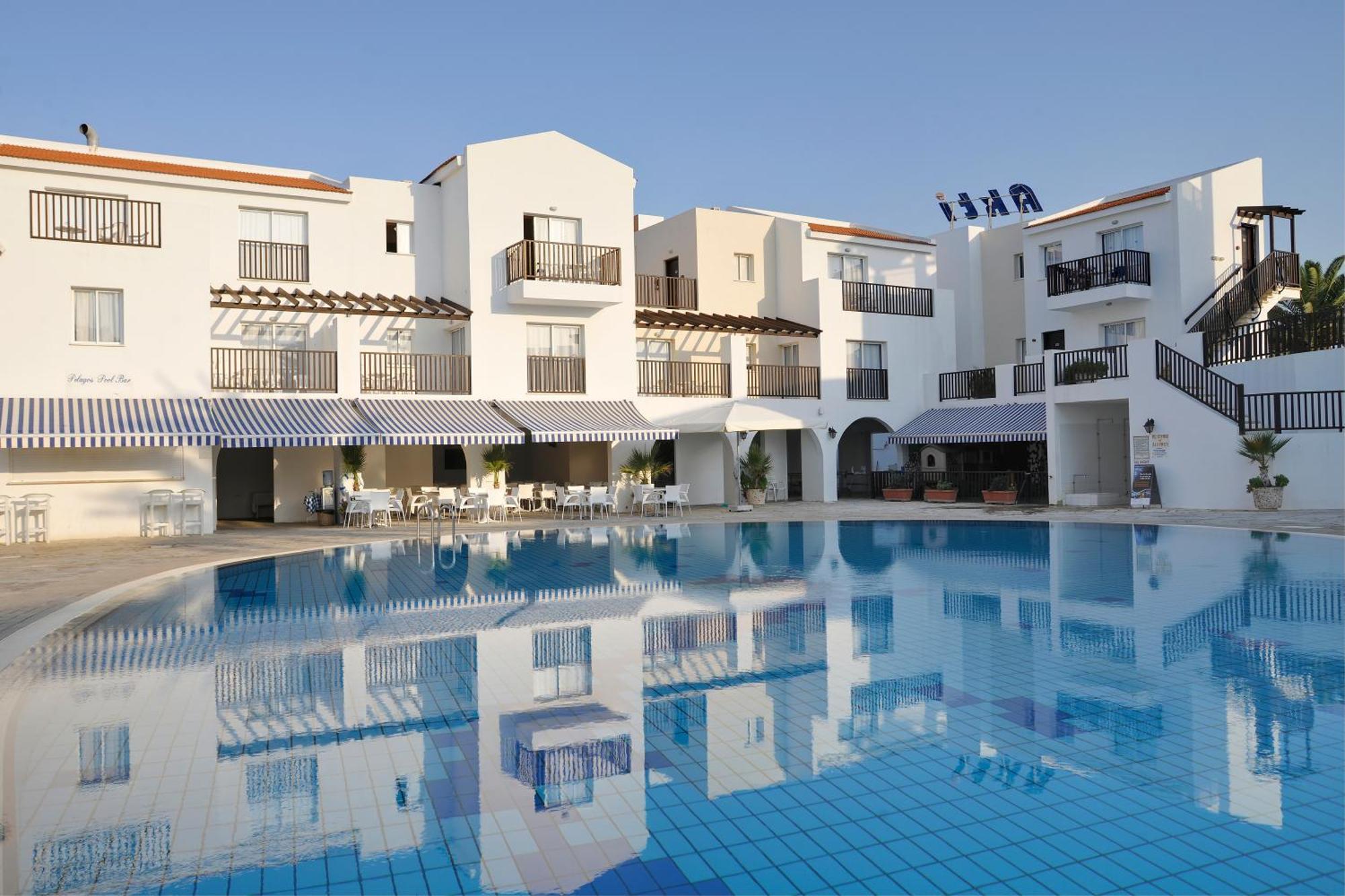 Akti Beach Hotel & Village Resort Klorakas Екстериор снимка
