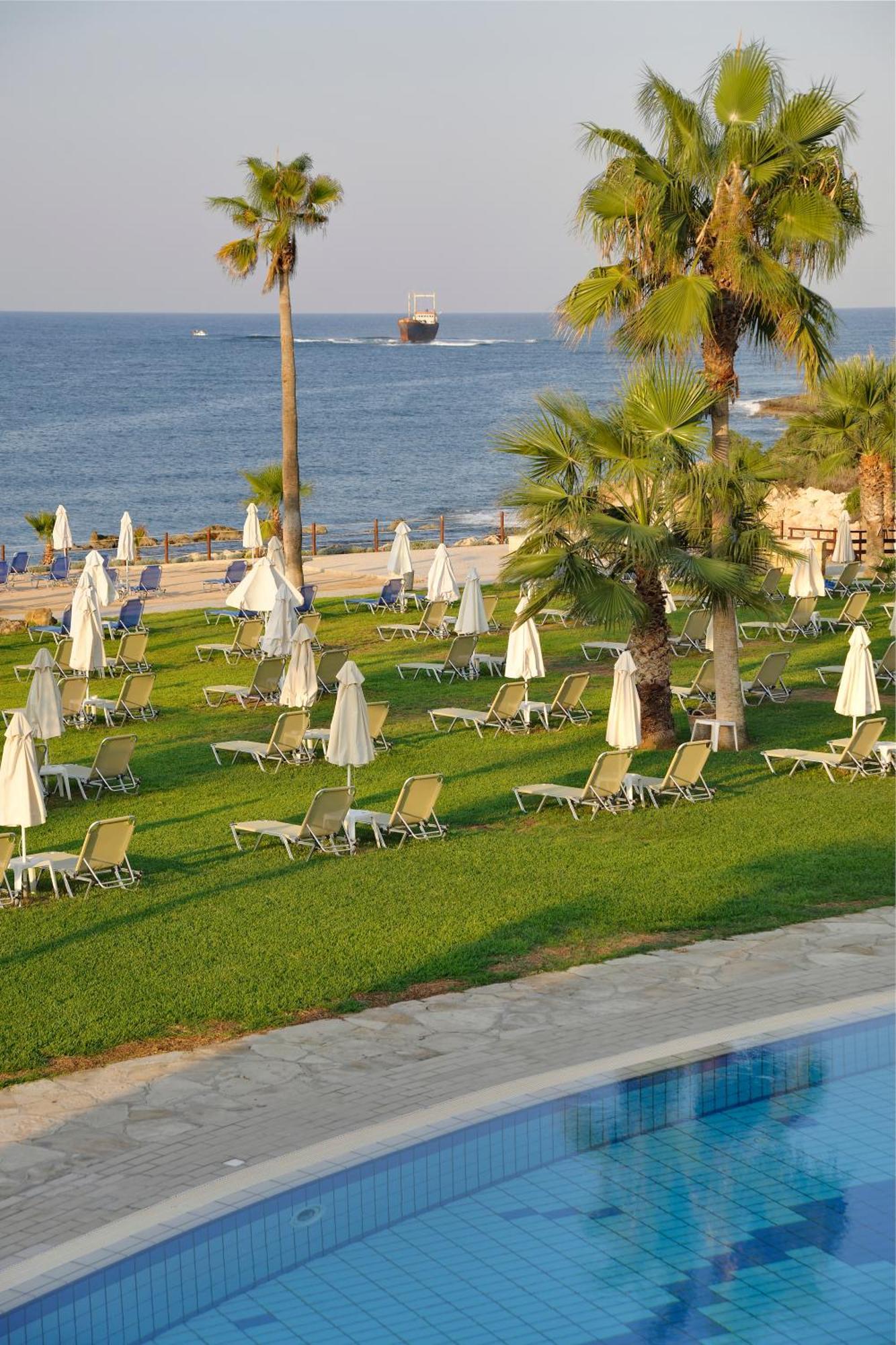 Akti Beach Hotel & Village Resort Klorakas Екстериор снимка