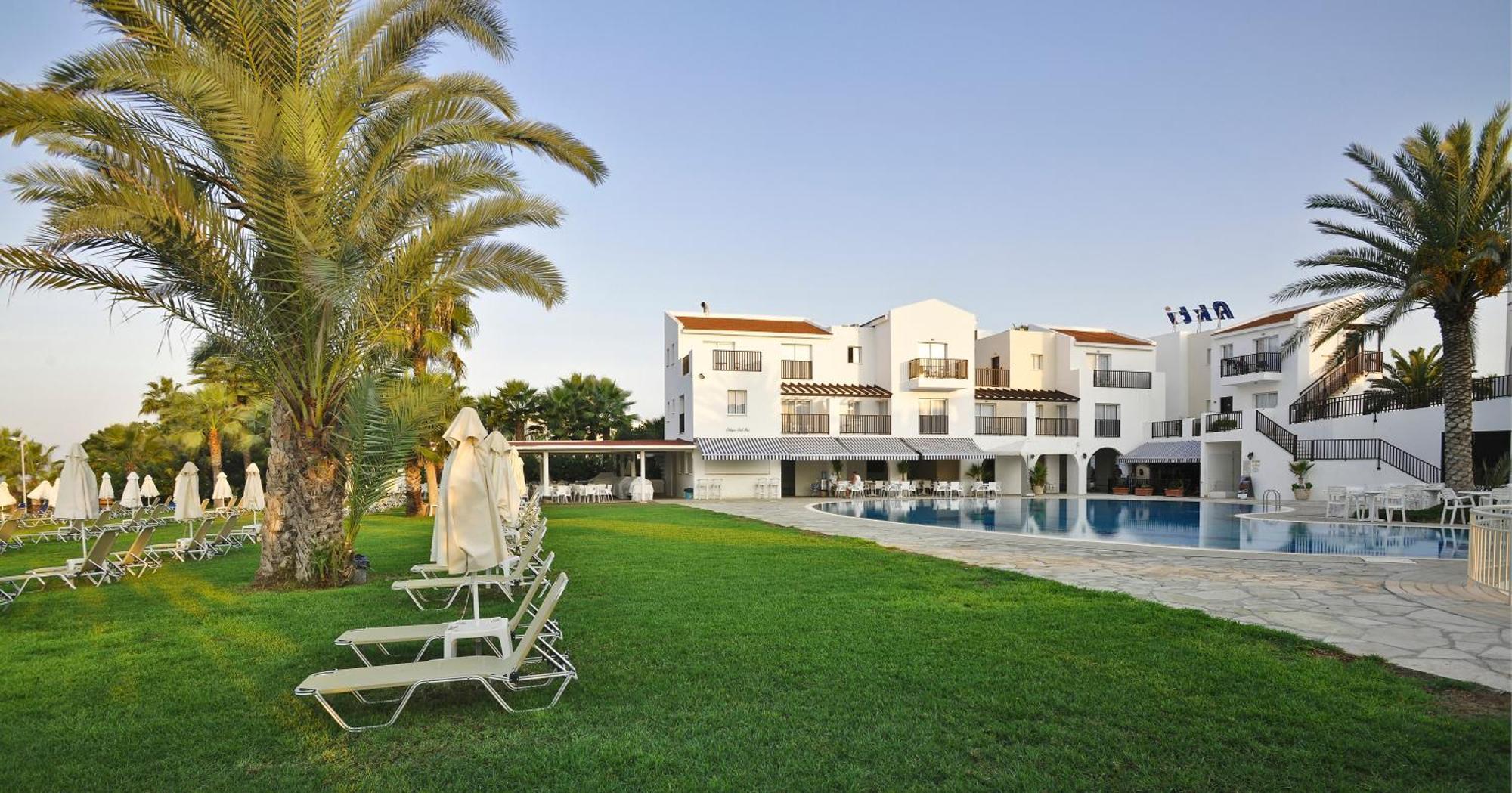 Akti Beach Hotel & Village Resort Klorakas Екстериор снимка